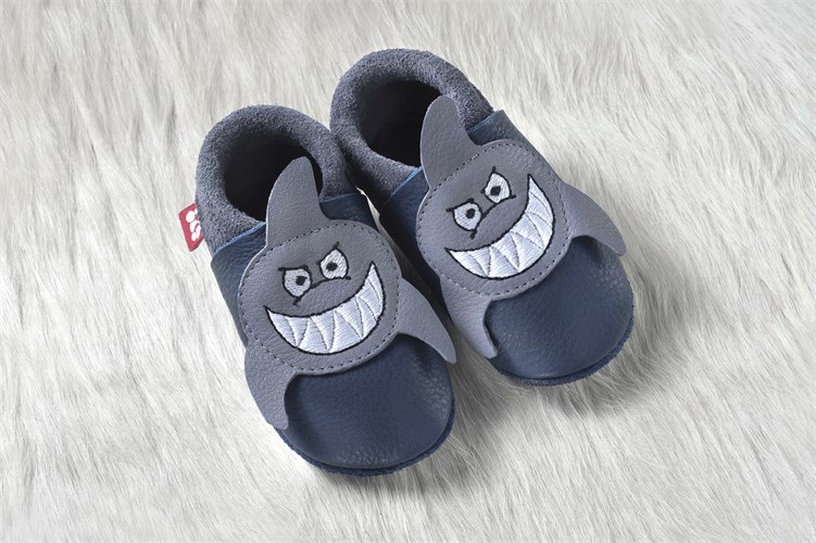 SHARKY SHARKY