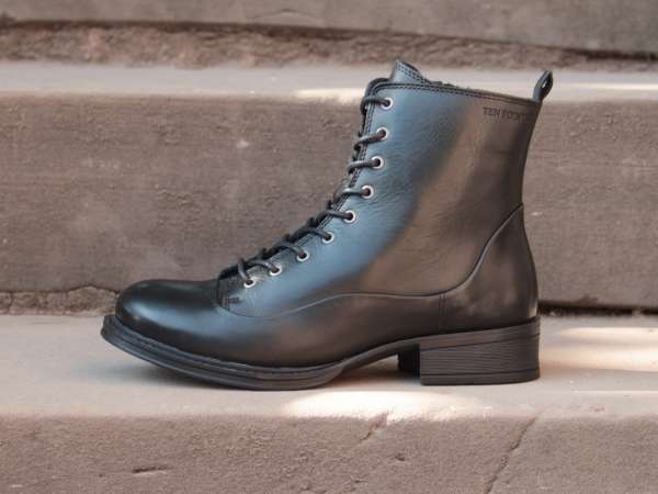 60166 - 101 Schnürboots 